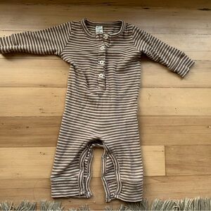 kate quinn Brown Striped 6-12mo Onesie